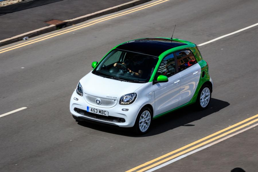  Smart ForFour Prime Electric Drive (W453) 2017 года  (UK) (фото 15 из 23)